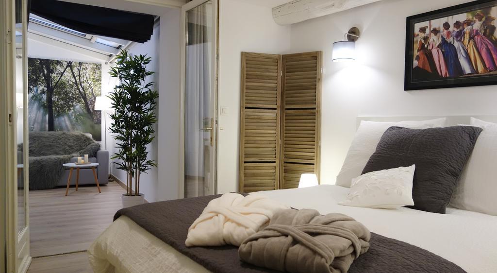 Arles' Haven - Le Loft Du Centre Apartman Szoba fotó